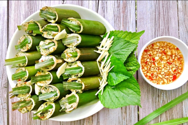 ốc nhồi ống nứa